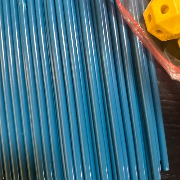 Colorful Construction Set with Blue Sticks - Picture 3 of 4